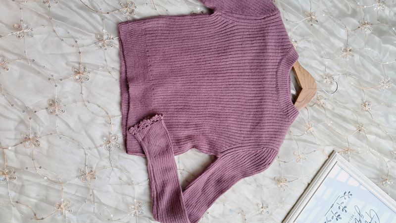 Woolen Crop Sweater