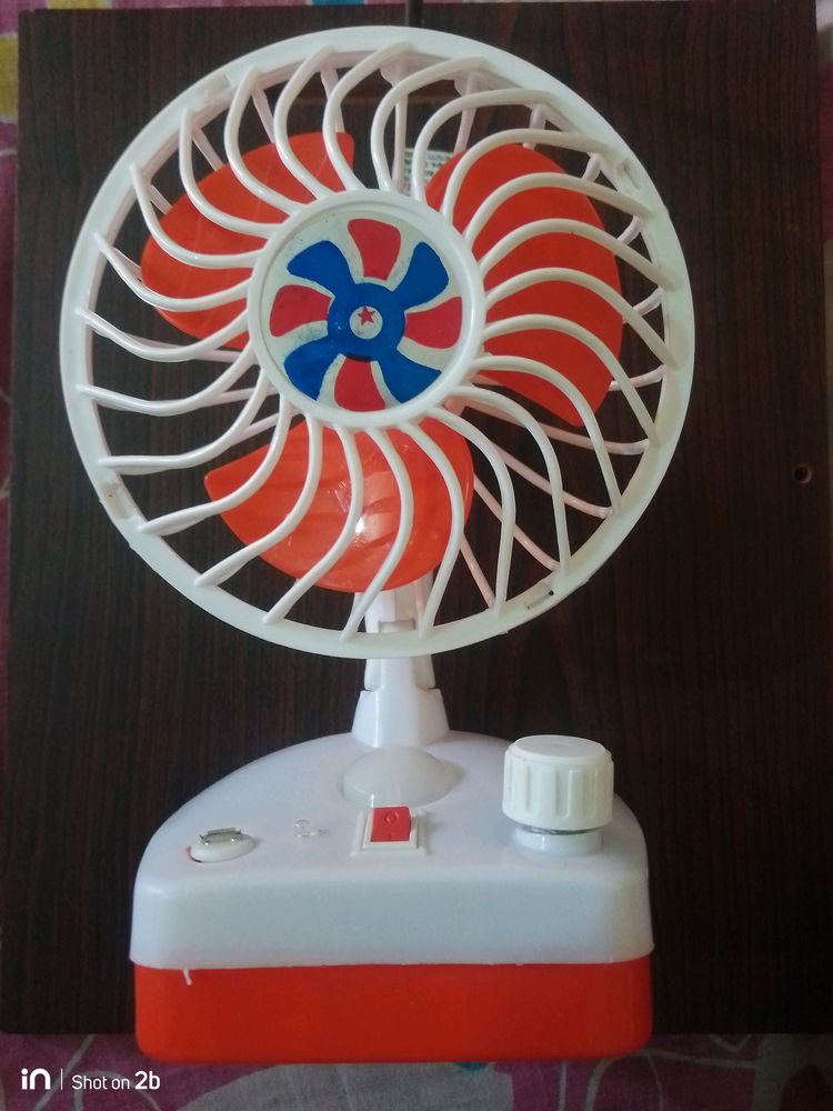 Rechargeable Fan + Light