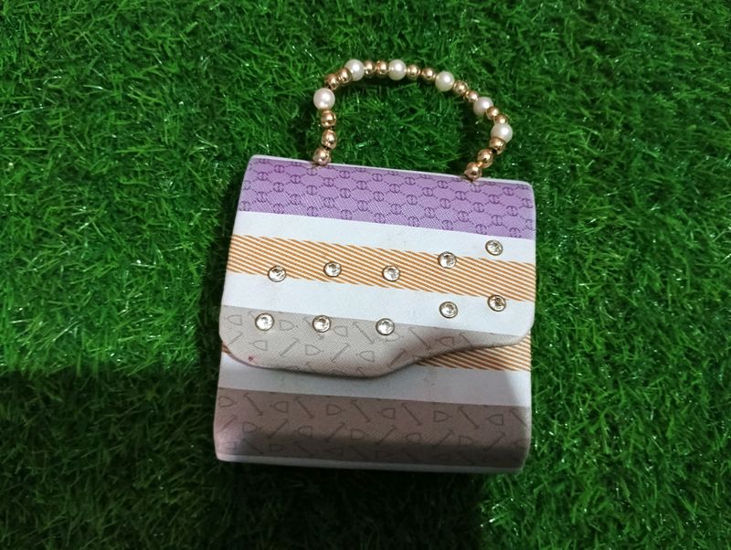 Beautiful Hand Bag For Girls