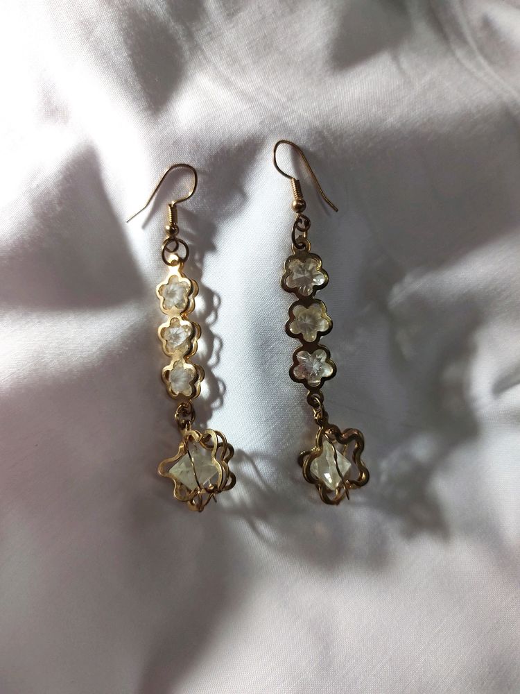 Star Gold Drop Earrings