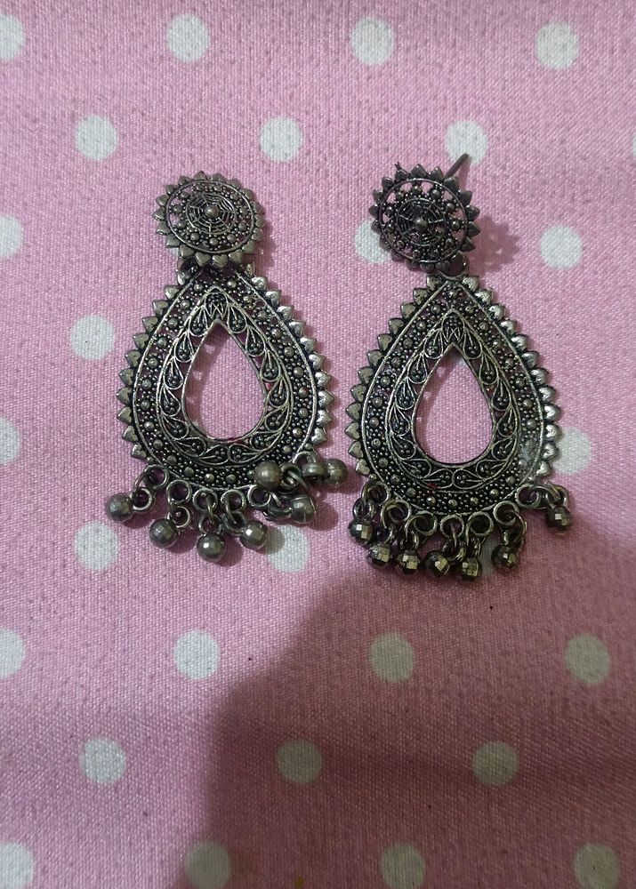 Earings