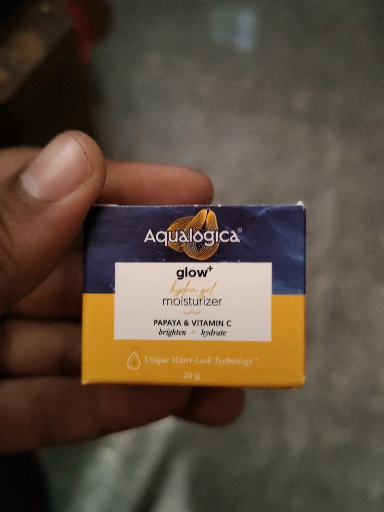 qualogica Glow+ Moisturizer Pappaya & Vitamin C