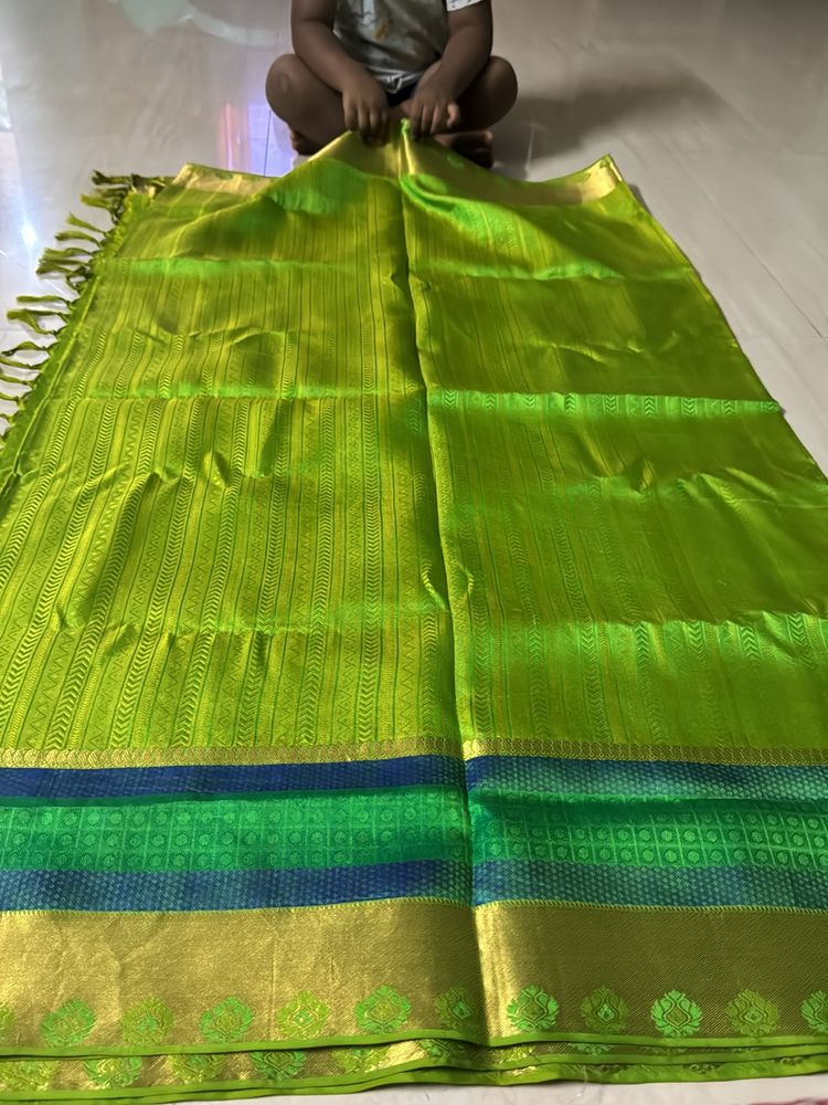 Green Silk Saree Without Blouse