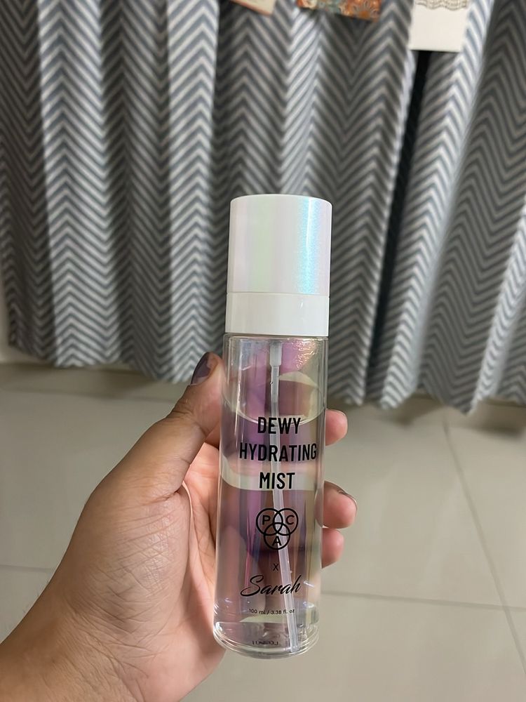 Dewy Hydrating Mist