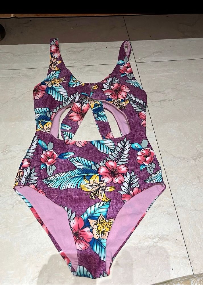 Pretty Swimwear/bodysuit