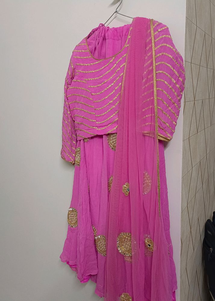 Lehenga Choli With Attached Dupatta