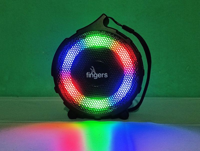 Fingers RGB Gem