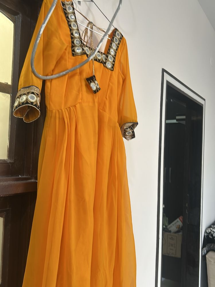 mast kurti with heavy look border