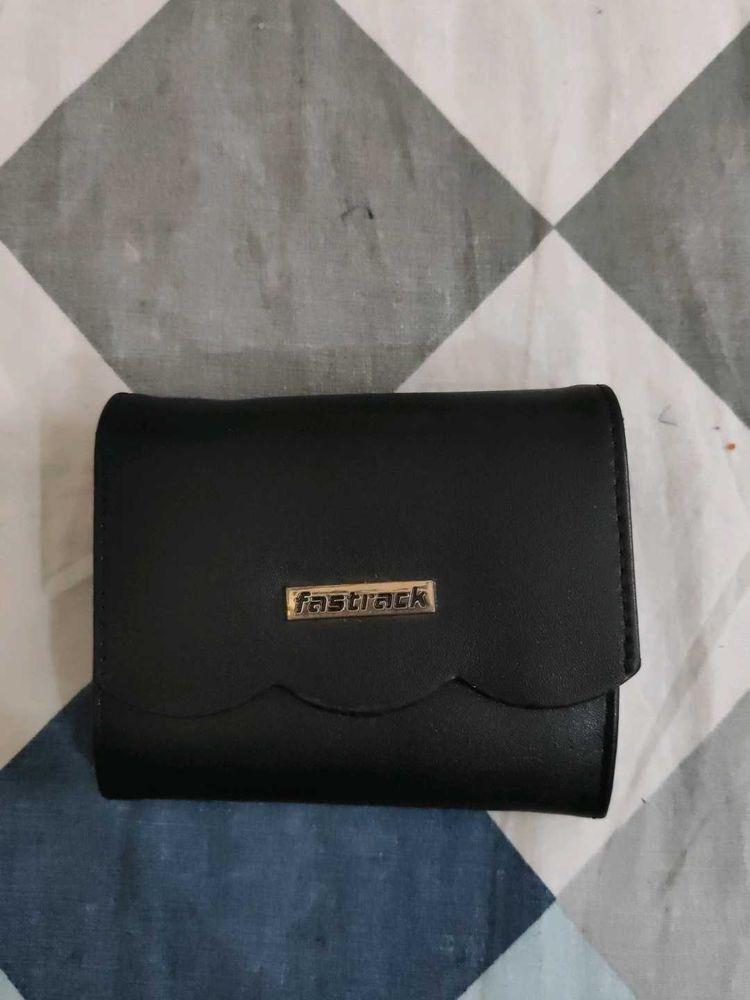 Very Beautiful Wallet With Big Space