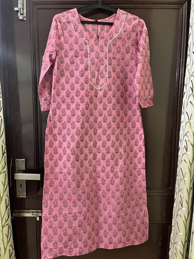 Pink Kurta Set. Will Fit M-L.