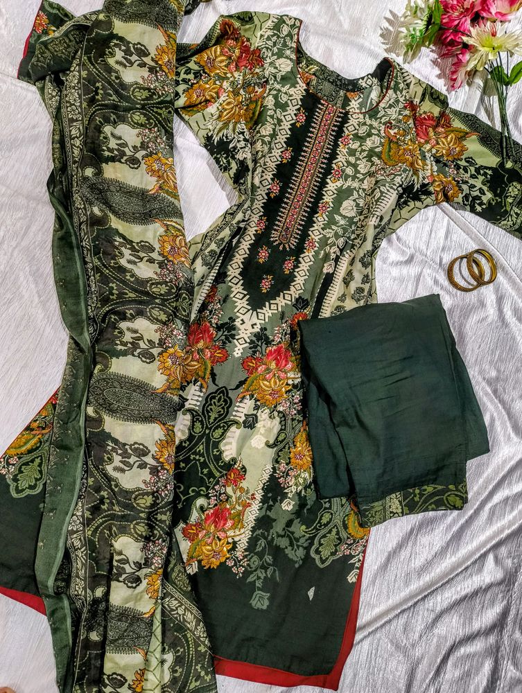 🔥SALE🔥 Karachi Suit - Full Set (New)