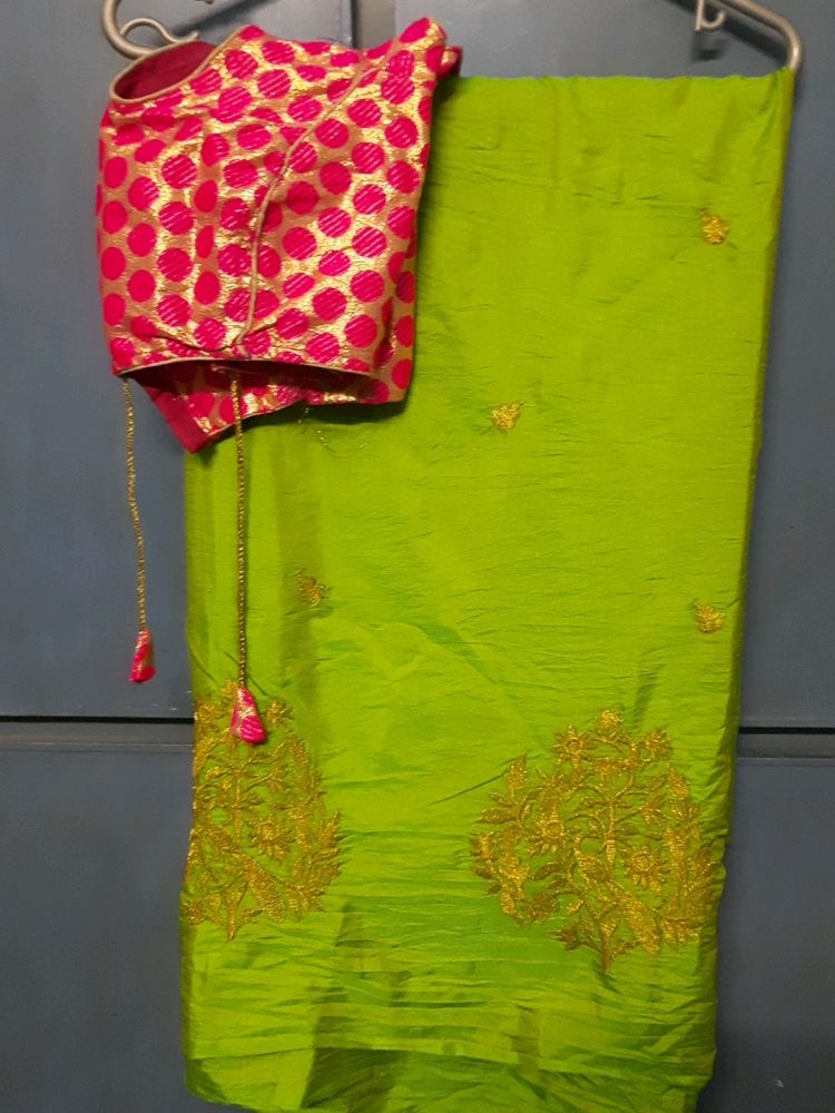 Brand New Dual Tone Saree With Free Blouse