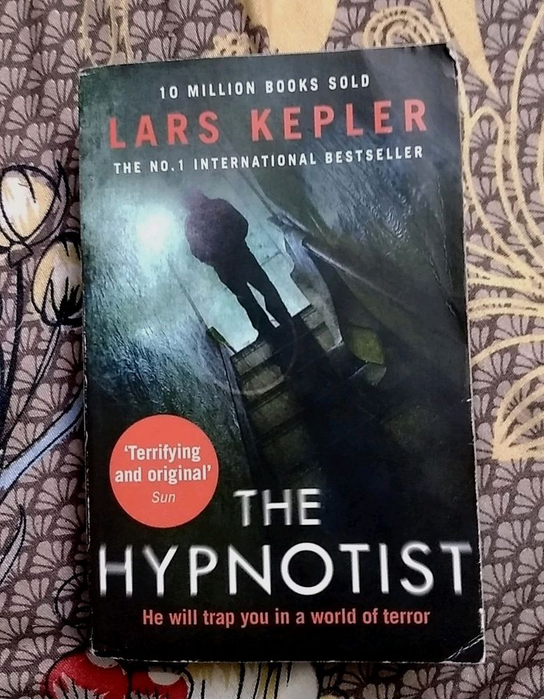 THE HYPNOTIST