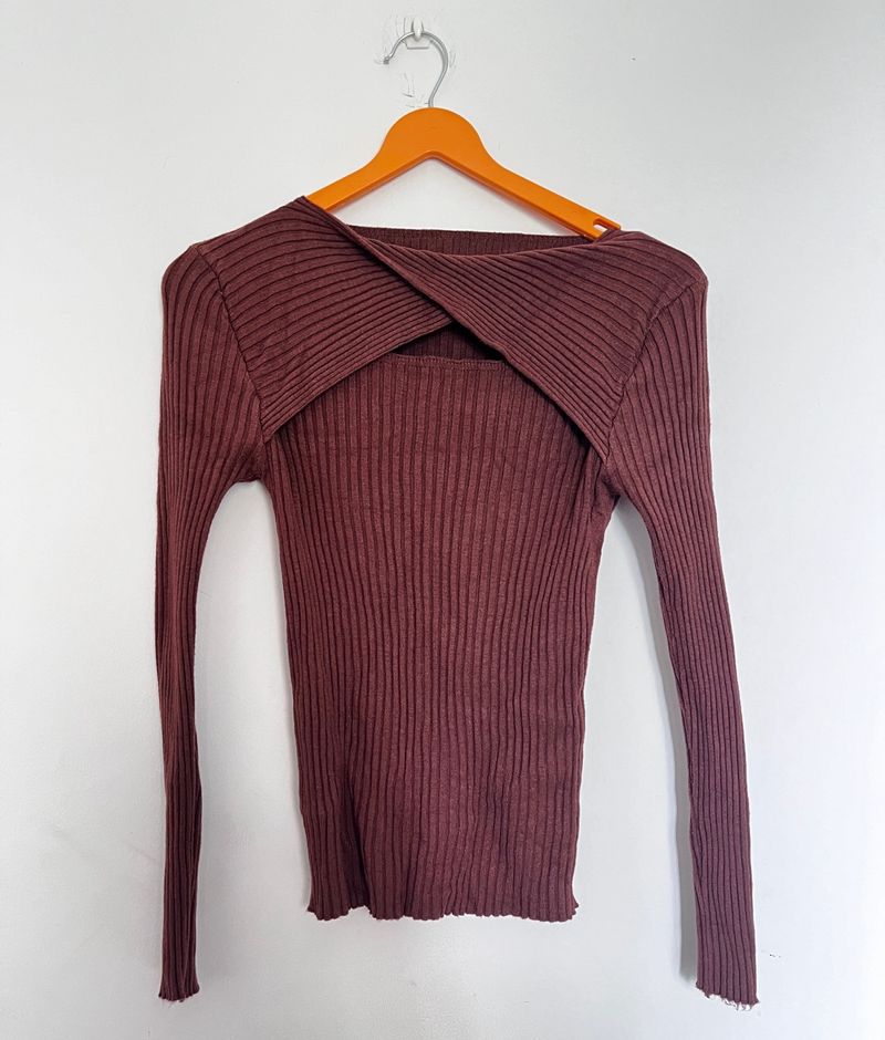 ❌Urbanic Brown Ribbed Top - Front Cutout & Knot