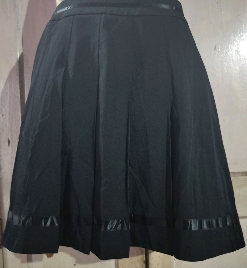 Cute Korean Style Skirt ( Black)