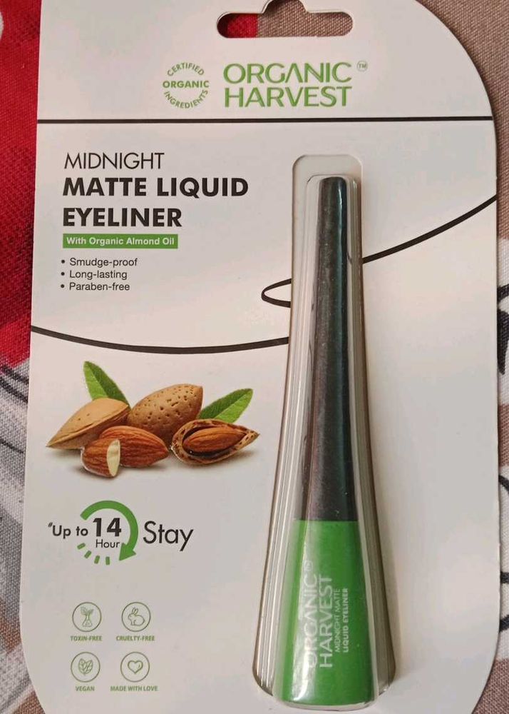 Green Matte Liquid Eyeliner