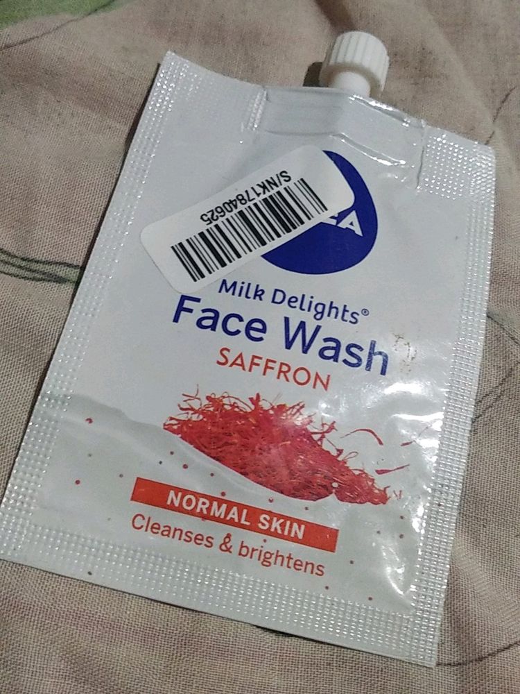 Nivea Face Wash Saffron