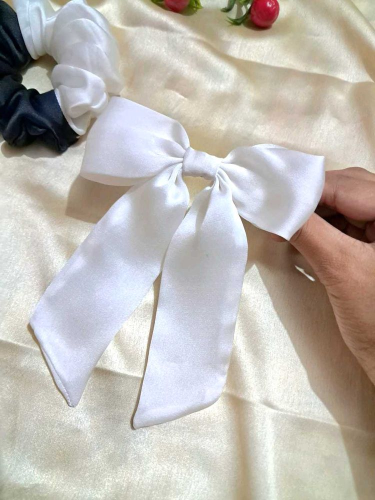 Bow Clip Medium Size