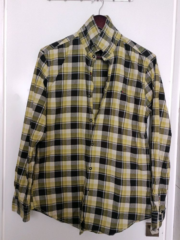 Peter England Black Green Check Shirt 40 Size