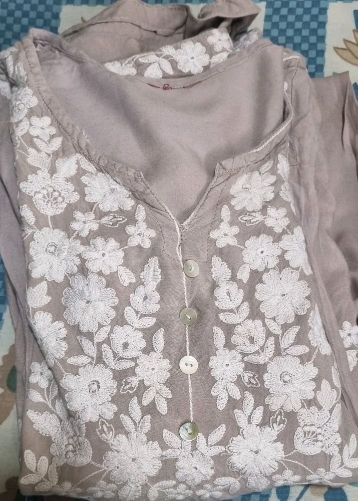 Lakhnawi Kurti