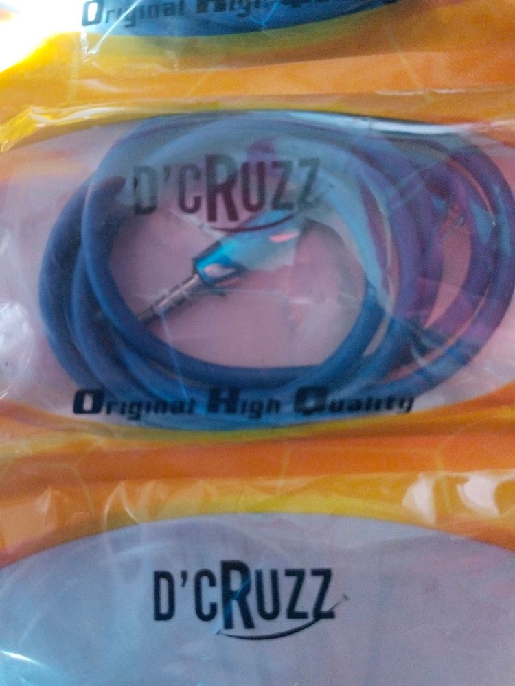 DCRUZZ AUX CABLE