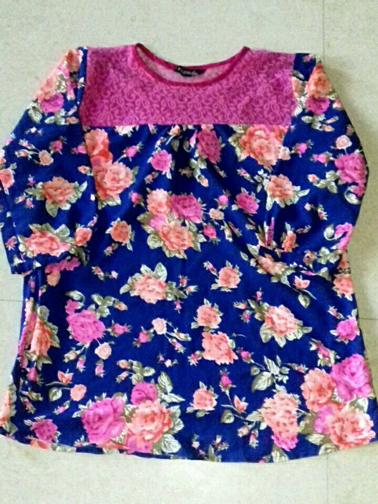 Top with 3/4 Sleeves, used Few times.