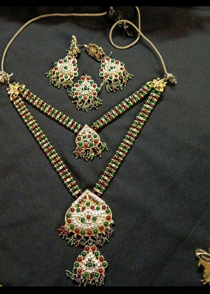 Necklace With Earrings And Ticka Set