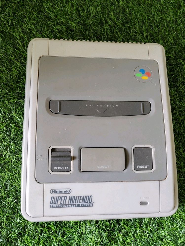 Nintendo Super Nes Console