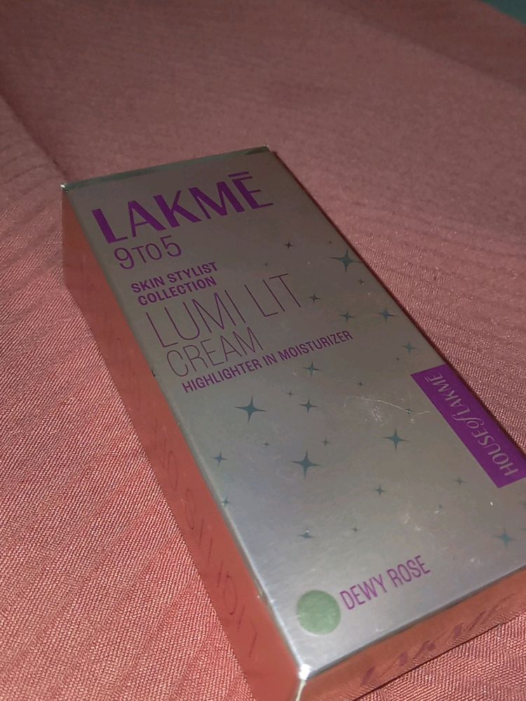 Lakme Lumi Lit Cream