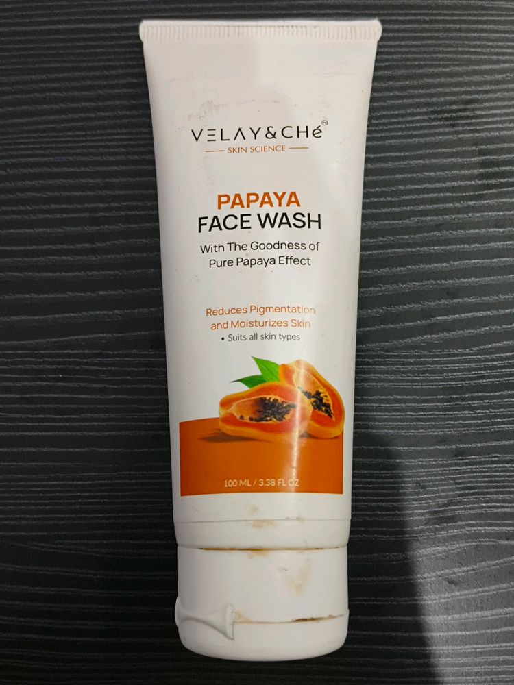 Velay And Che Papaya Facewash