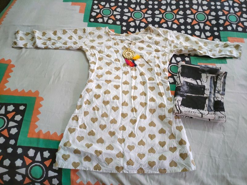 Combo Of Short Kurti & Scarf For Summer