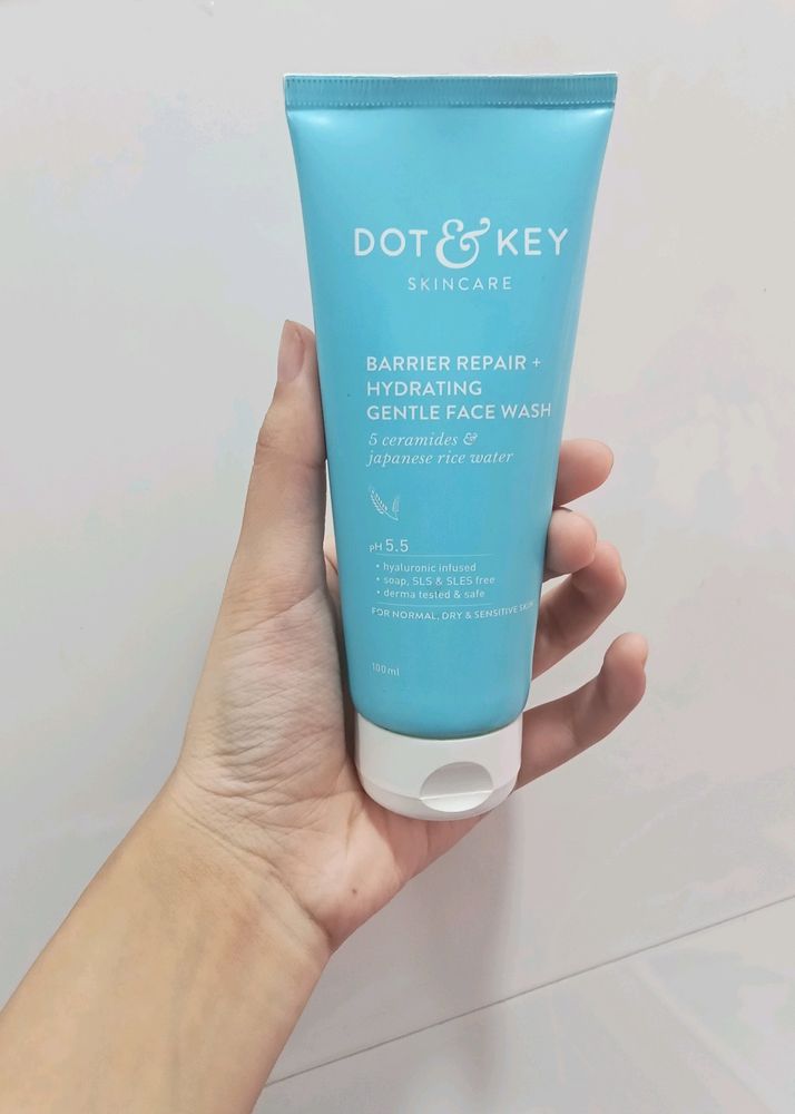 Dot & Key Facewash