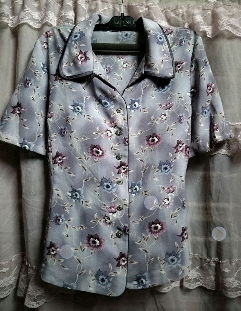 Cute Floral Print Shirt