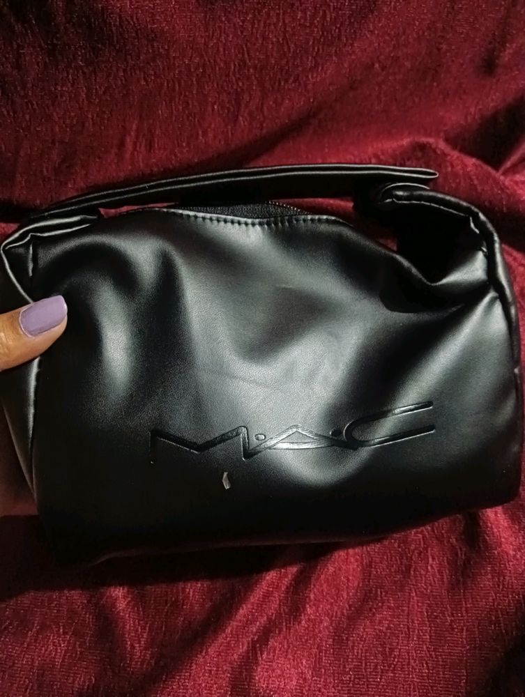 Black Mac Pouch