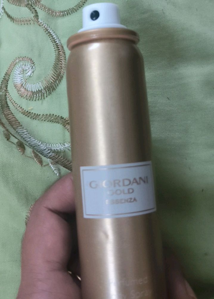 Giordani Gold Essenza Perfumed Body Spray