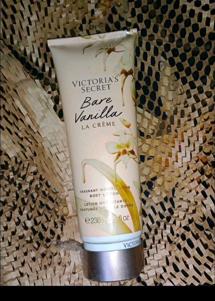 Bare Vanilla La Cream Lotion