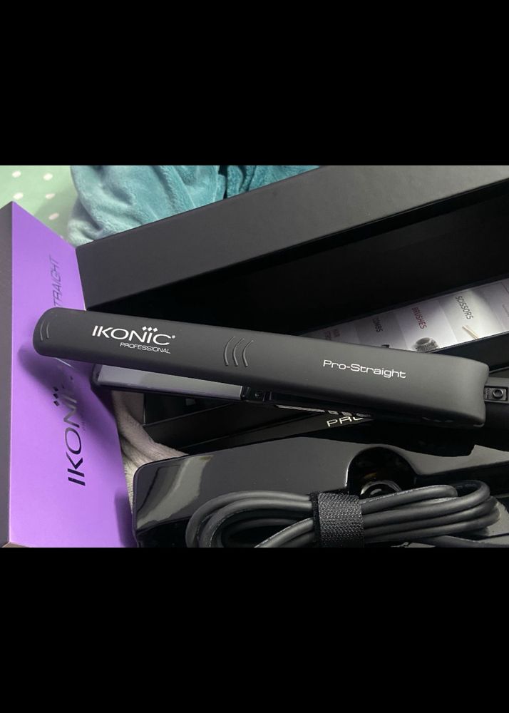 Ikonic Hair Straightener