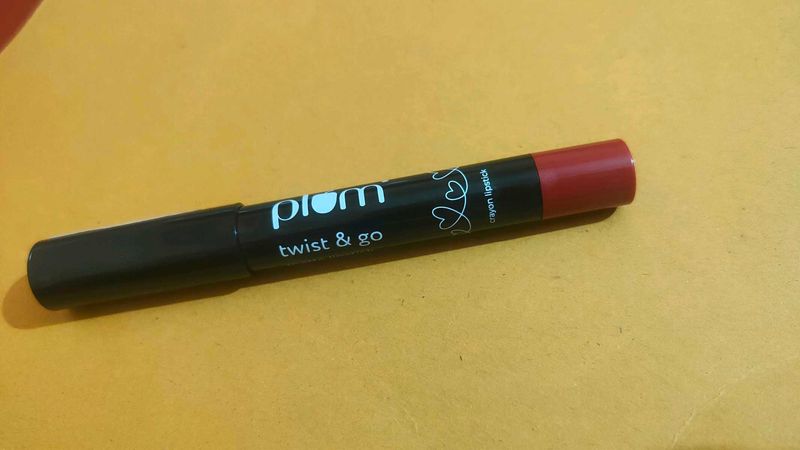 Plum Twist & Go Matte Lipstick