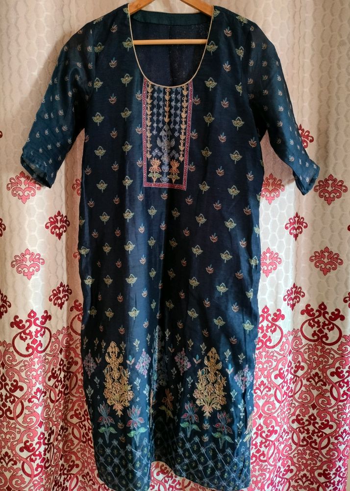 BEAUTIFUL KURTI 😍