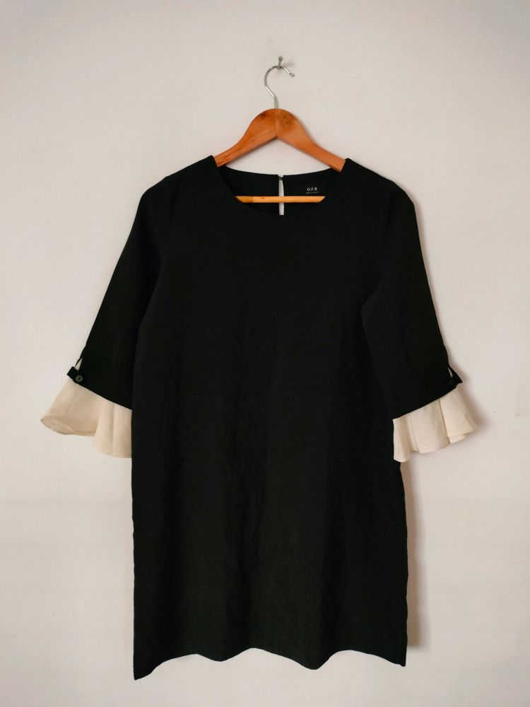 Black Casual Dresses (Women's)