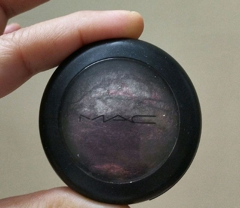 MAC Earthly Riches Mineralised Eyeshadow