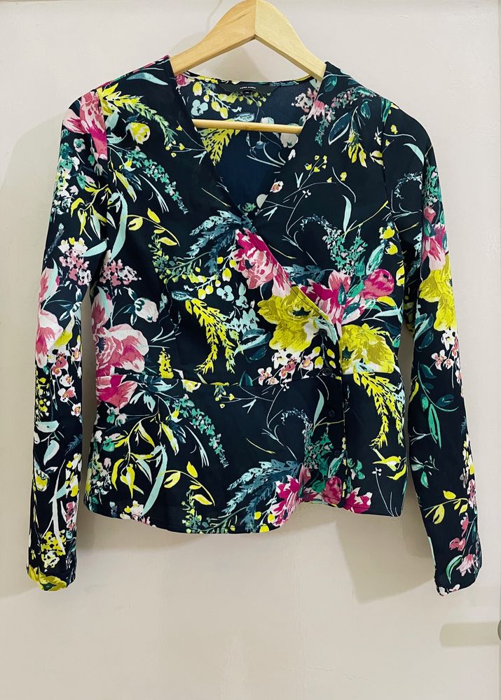 Vero Moda Black Floral Top