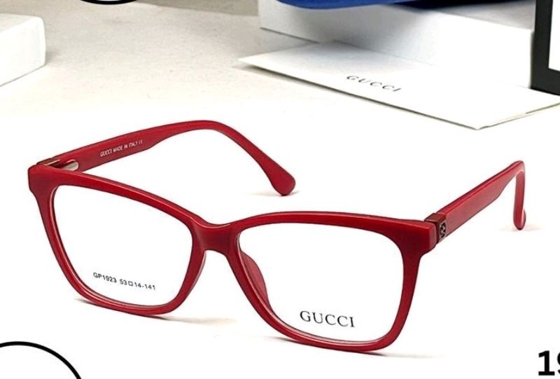 Gucci Frames Spectacles For Mens And Womens Red