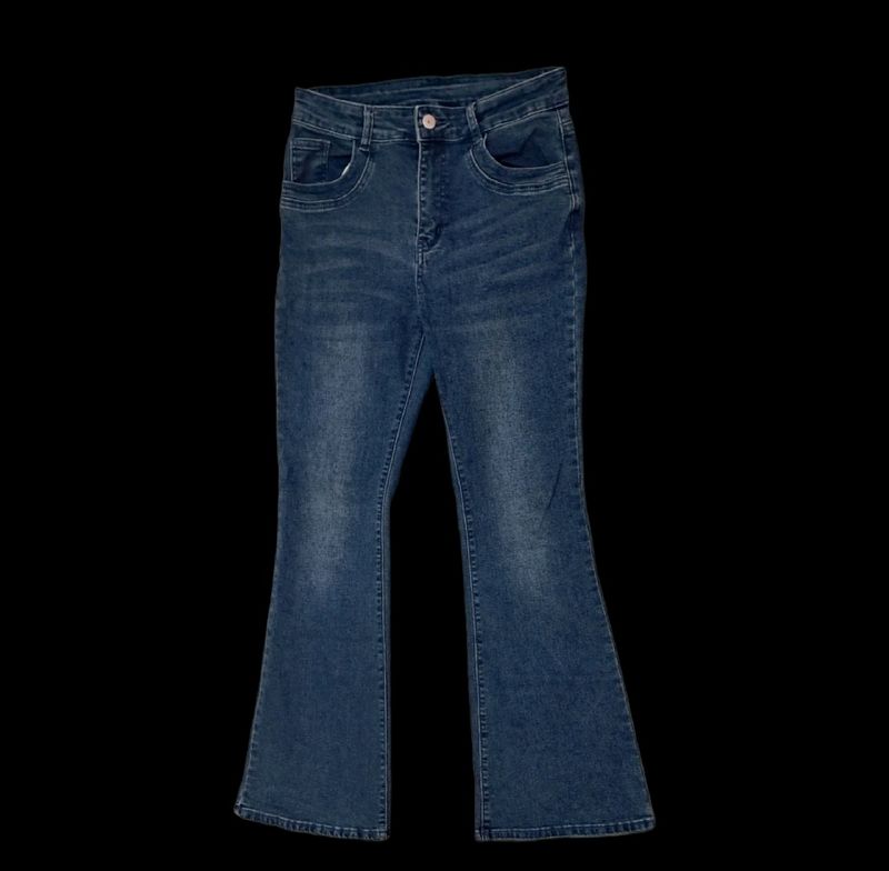 DENIM BOOT CUT JEANS NOT SELLING IN COINS