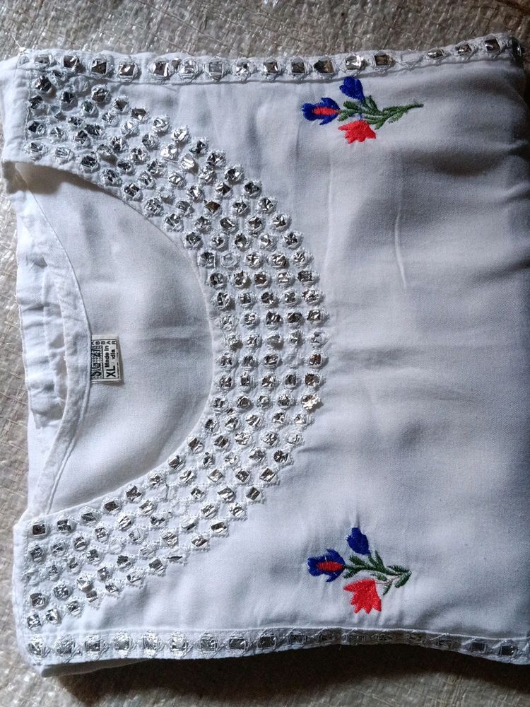 Stylish White Kurti❤❤