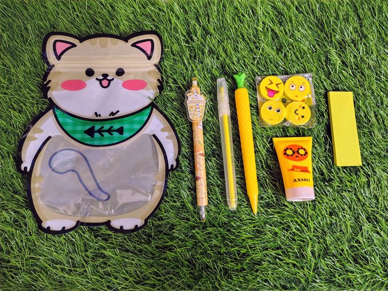 Cute Stationery Hamper 1