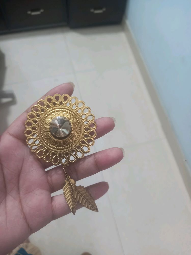 Golden Brooch Pin For Women
