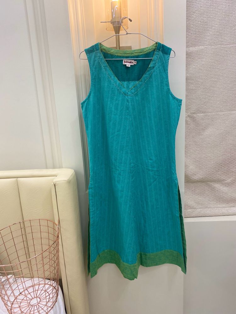 FabIndia Sea Green Sleeveless Kurti Top