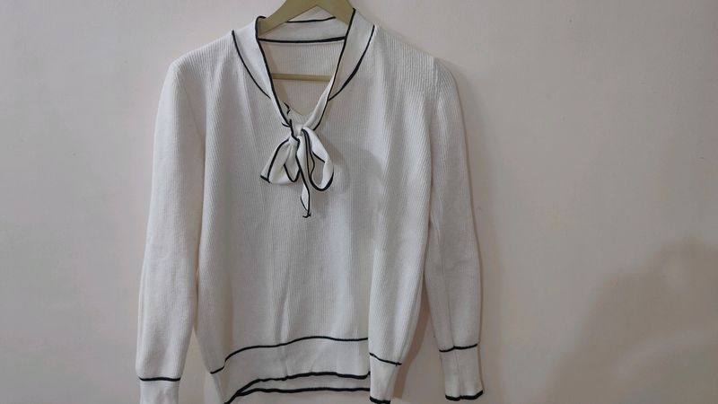 Creme  knot Sweater