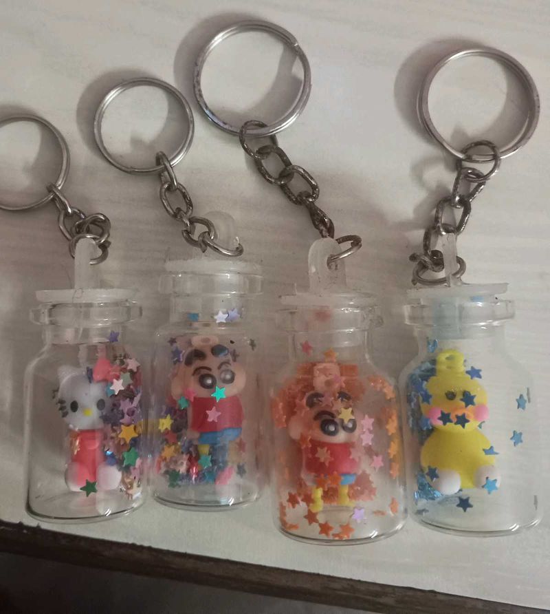 PACK OF 4 aesthetic keychains